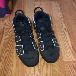 Nike Uptempo Men Size 7.5